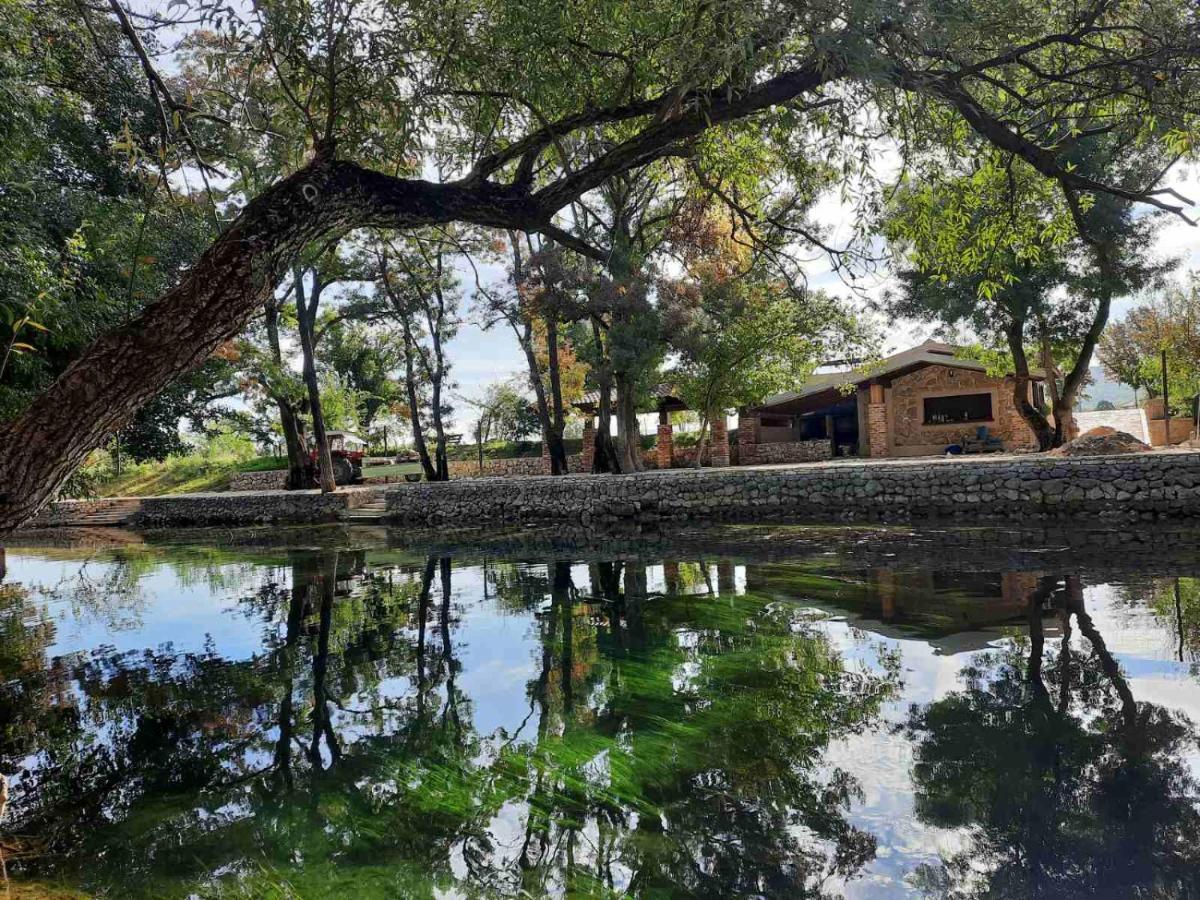 Guest House Green River ยูบุสกี ภายนอก รูปภาพ